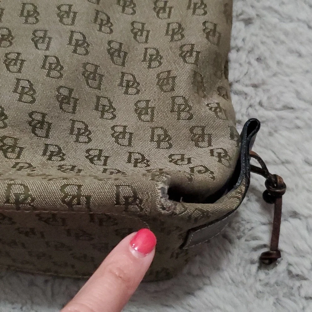 DOONEY & BOURKE monogram tassel tote bag